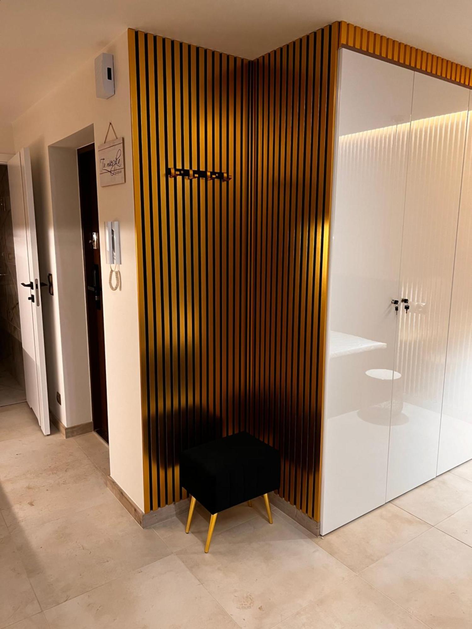 Goldowy Apartament Konin Konin  Exteriör bild